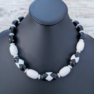 Vintage Necklace Stylish Retro Black & White Statement Chunky